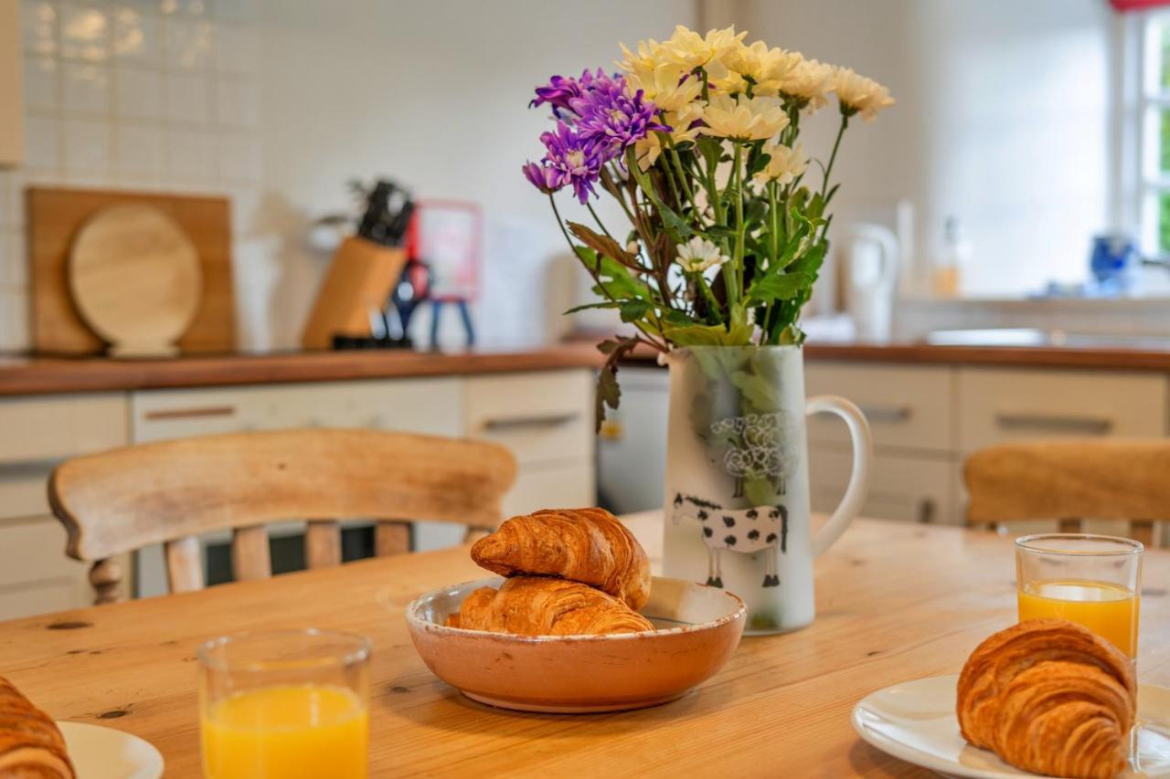 Finest Retreats - Forge Cottage Padstow Dış mekan fotoğraf
